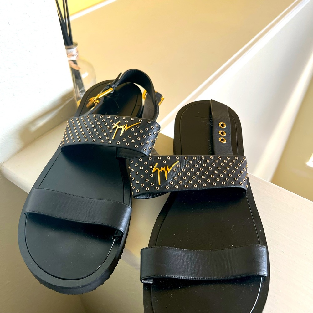 Brand new g sandals